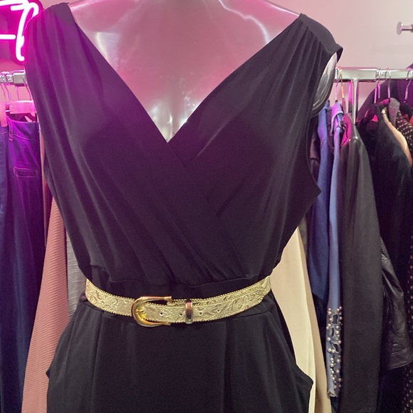 Kim & Co. - Black Maxi - Pockets Ptp 22 To 24”- no belt - Picture 2 of 6